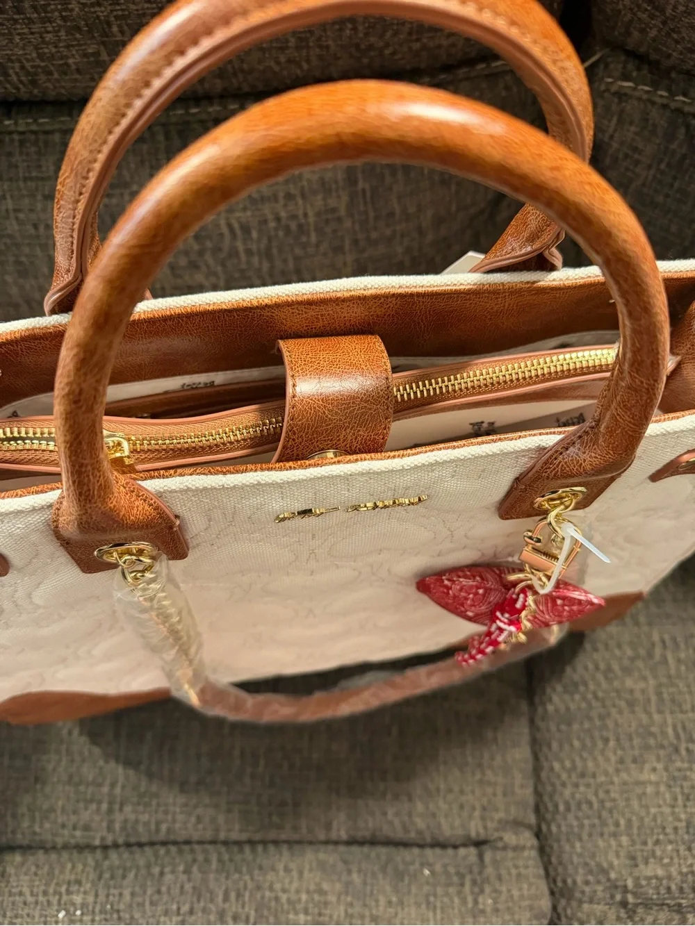 Betsey Johnson XOKIARA Quilted Heart Canvas Tote 🆕